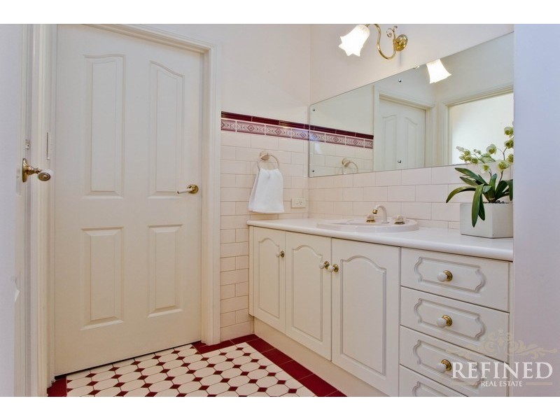 4 Addolorata Court, Highbury SA 5089