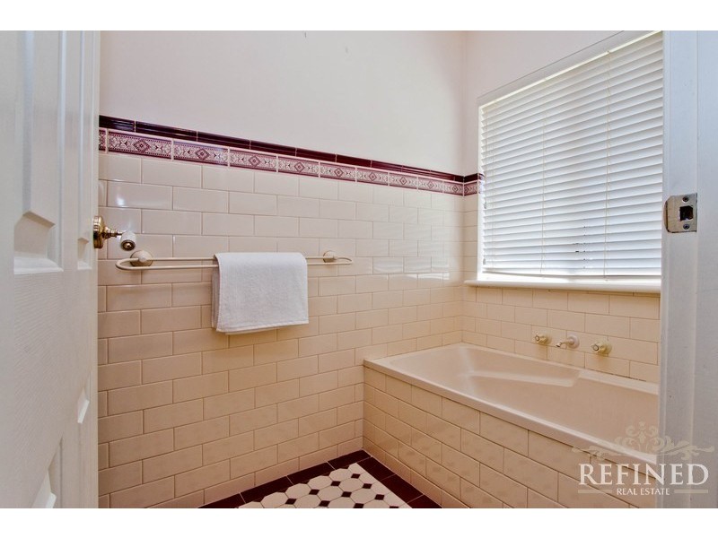 4 Addolorata Court, Highbury SA 5089