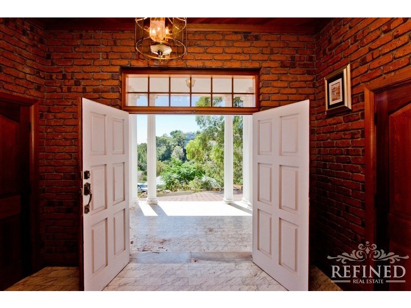 22 Robinson Avenue, Beaumont SA 5066