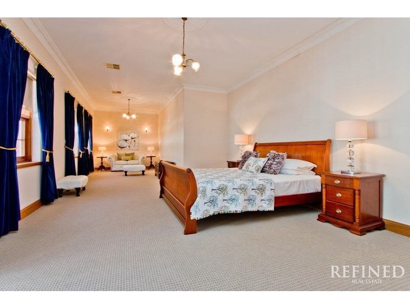 22 Robinson Avenue, Beaumont SA 5066