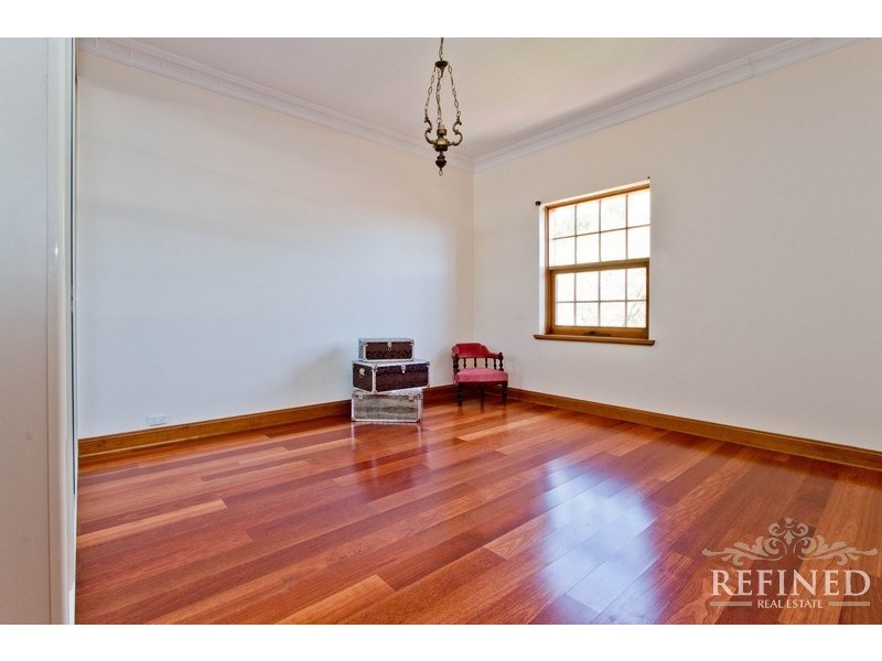 22 Robinson Avenue, Beaumont SA 5066