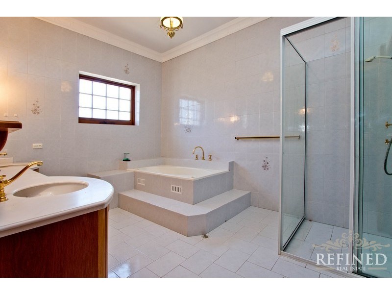 22 Robinson Avenue, Beaumont SA 5066