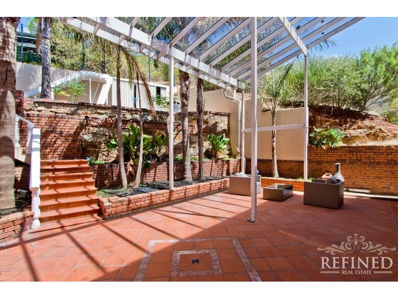 22 Robinson Avenue, Beaumont SA 5066