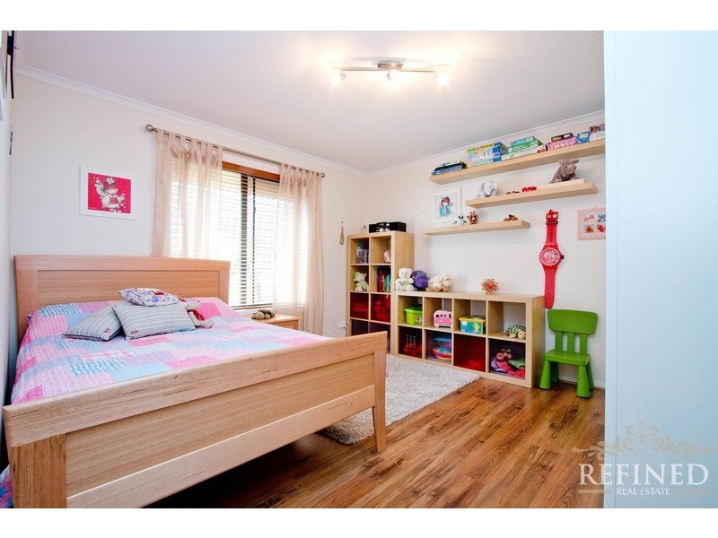 25 Vennachar Drive, Hallett Cove SA 5158