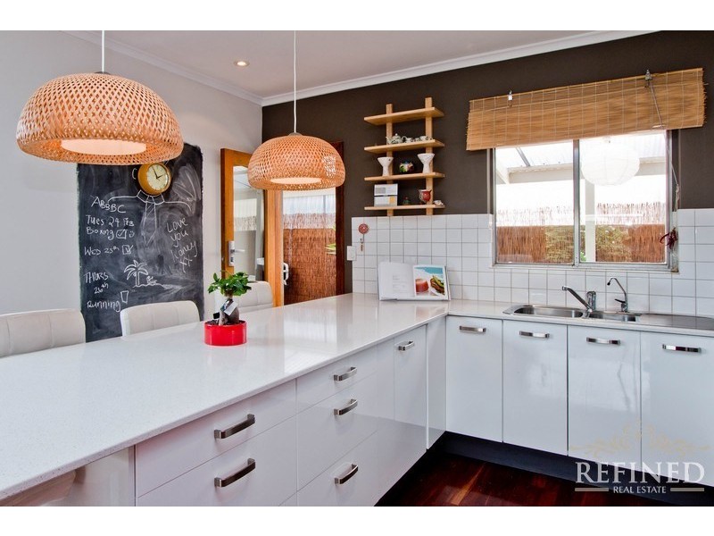 1/24 Military Road, West Beach SA 5024