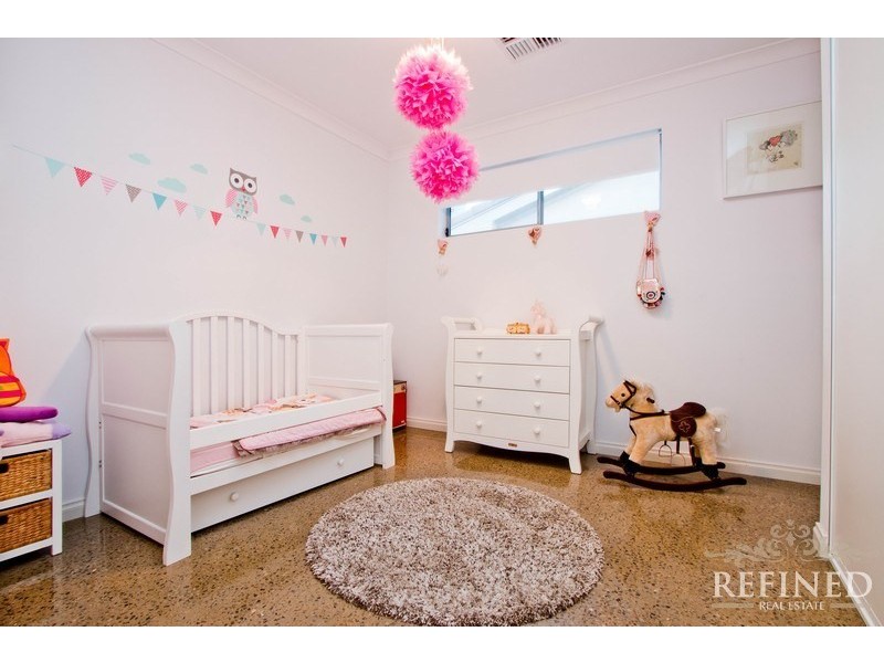 25 Antigua Grove, West Lakes SA 5021