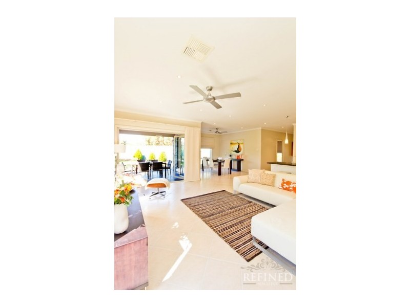 36 Adeline Street, Mawson Lakes SA 5095