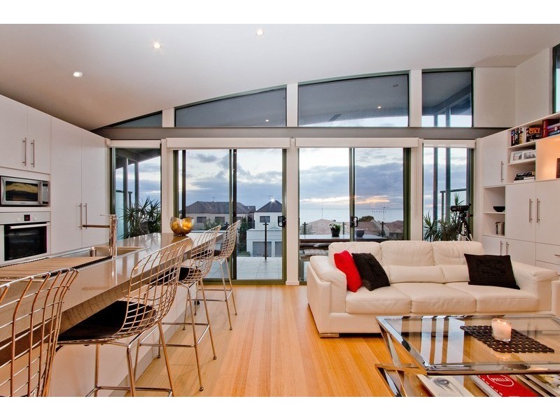 7 Marine Avenue, Hallett Cove SA 5158