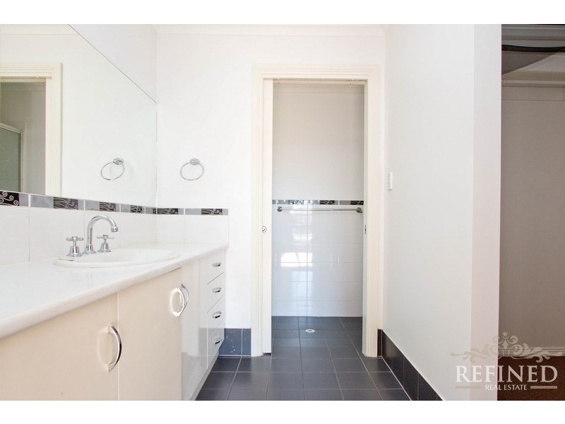 5A Nixon Street, Marion SA 5043