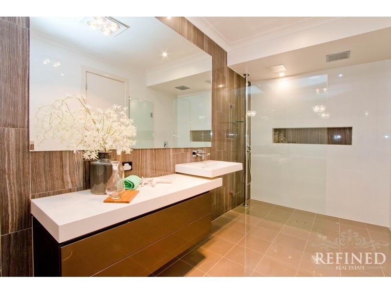 135 Military Road, Henley Beach South SA 5022