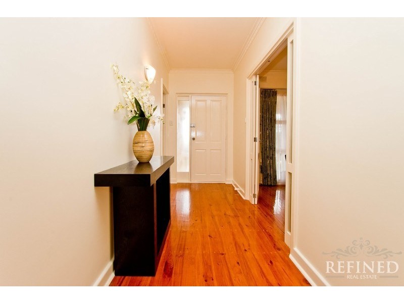 19 Park Valley Drive, Highbury SA 5089