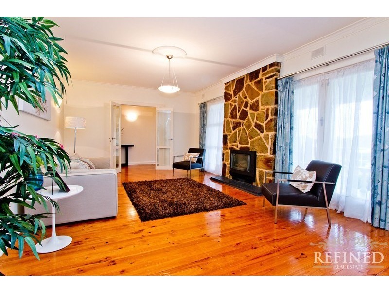 19 Park Valley Drive, Highbury SA 5089