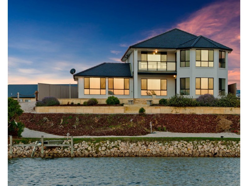 117 Blanche Parade, Hindmarsh Island SA 5214