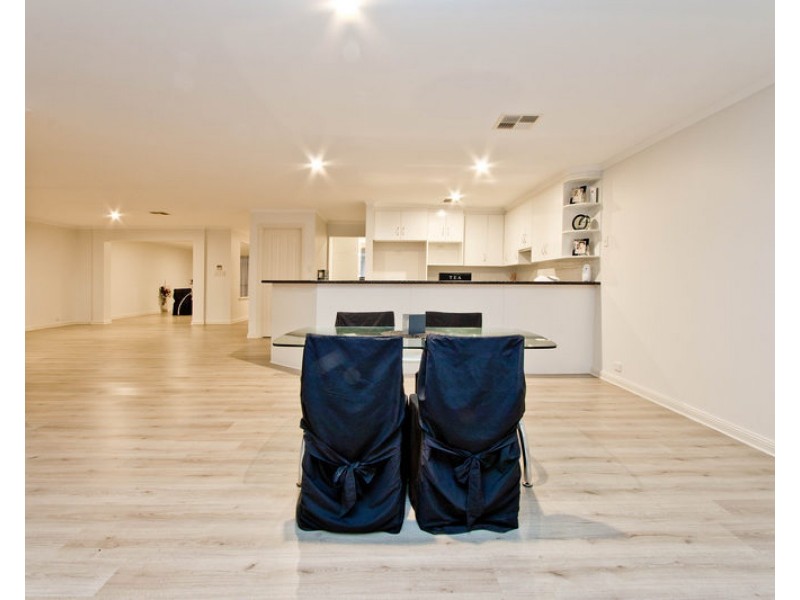 117 Blanche Parade, Hindmarsh Island SA 5214