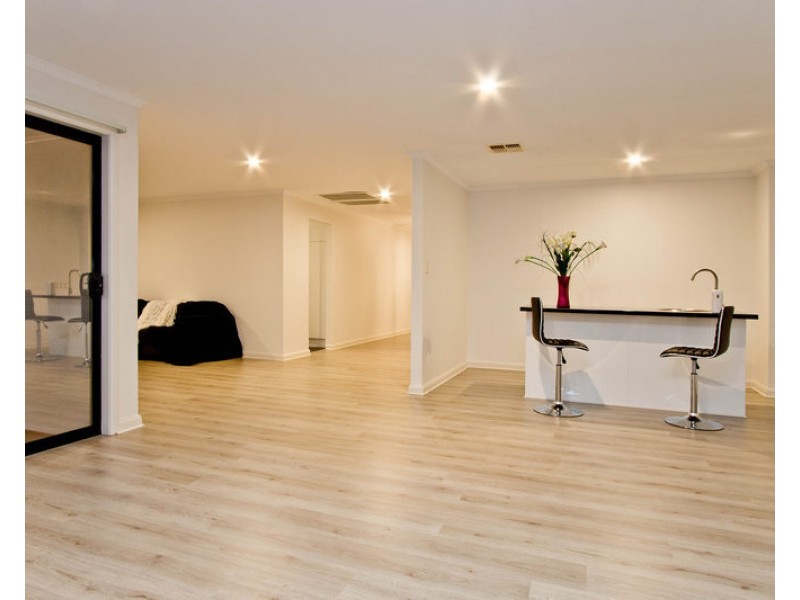 117 Blanche Parade, Hindmarsh Island SA 5214