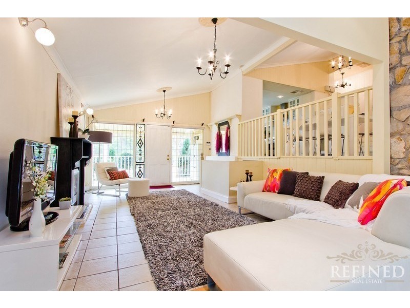 18 Edinburgh Road, Modbury SA 5092