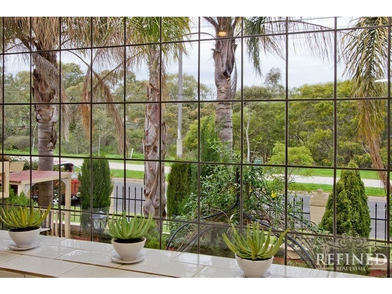 18 Edinburgh Road, Modbury SA 5092