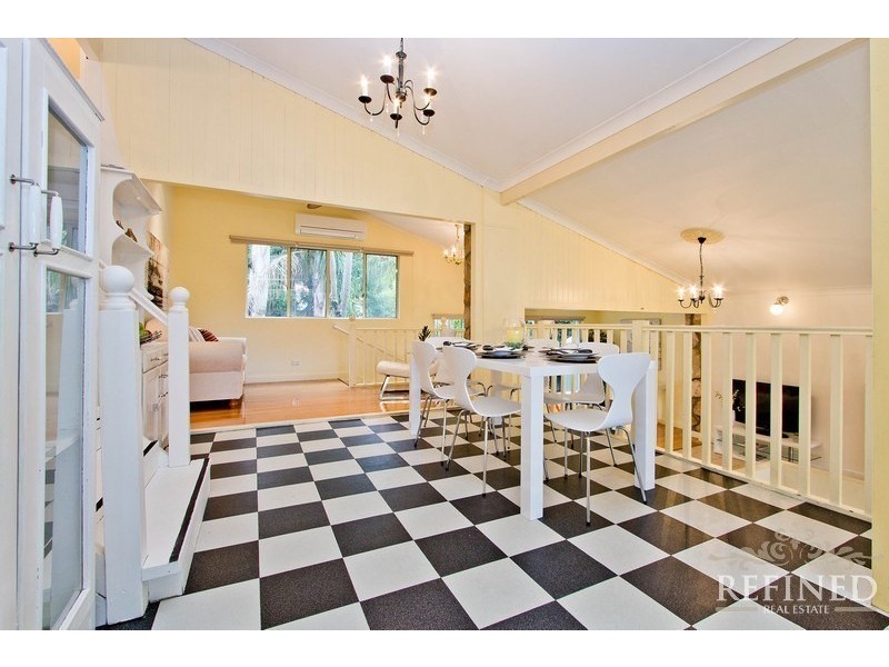 18 Edinburgh Road, Modbury SA 5092