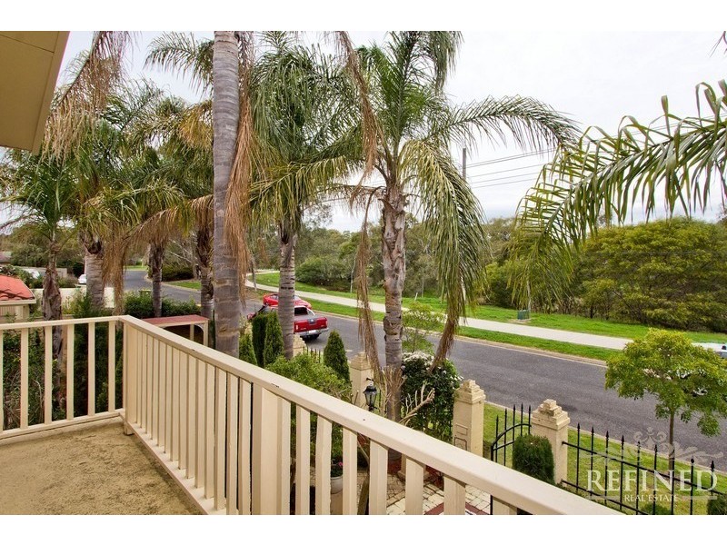 18 Edinburgh Road, Modbury SA 5092