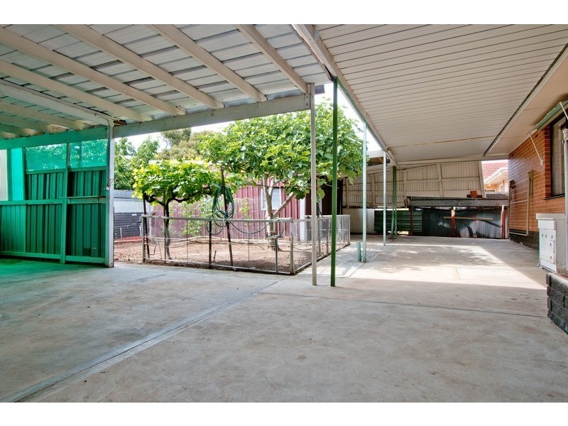 8 Hilda Avenue, Newton SA 5074