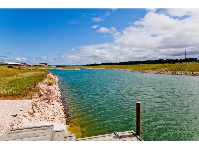 44 Blanche Parade, Hindmarsh Island SA 5214