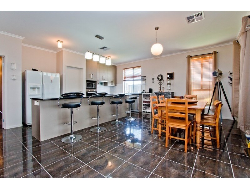 44 Blanche Parade, Hindmarsh Island SA 5214