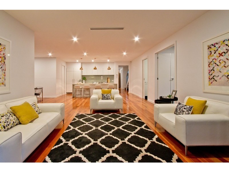 21 Hobart Road, Henley Beach South SA 5022