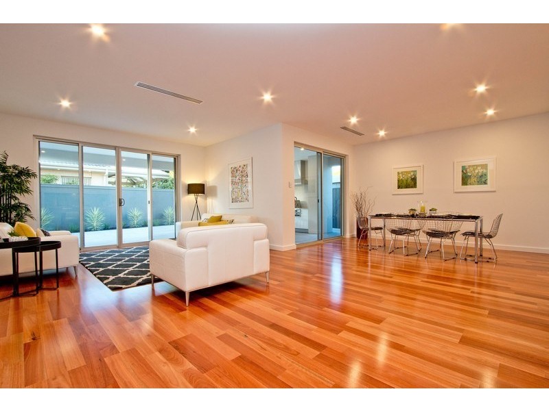 21 Hobart Road, Henley Beach South SA 5022