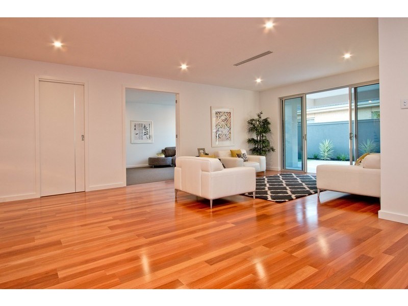 21 Hobart Road, Henley Beach South SA 5022