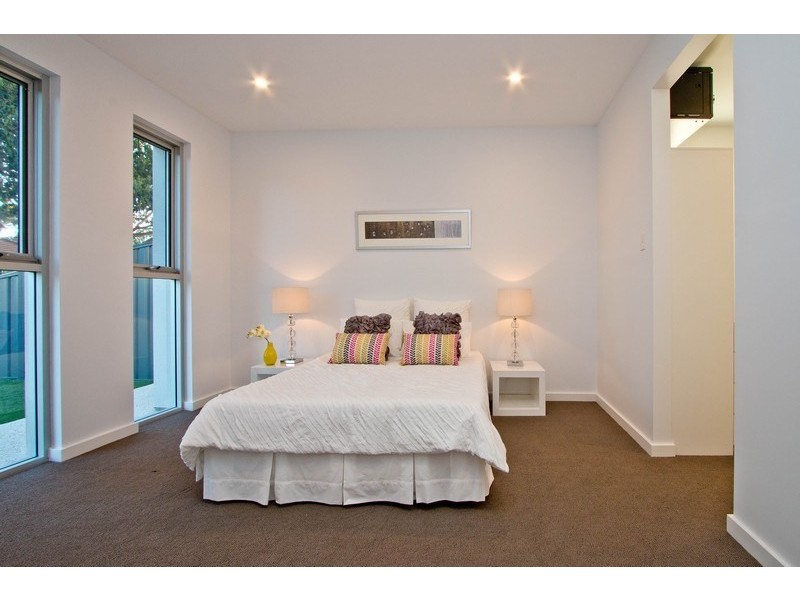 21 Hobart Road, Henley Beach South SA 5022