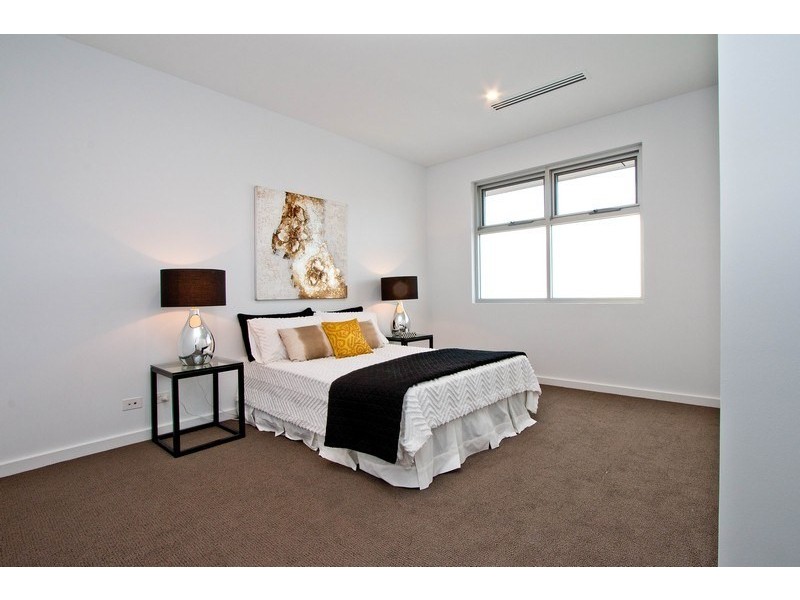 21 Hobart Road, Henley Beach South SA 5022