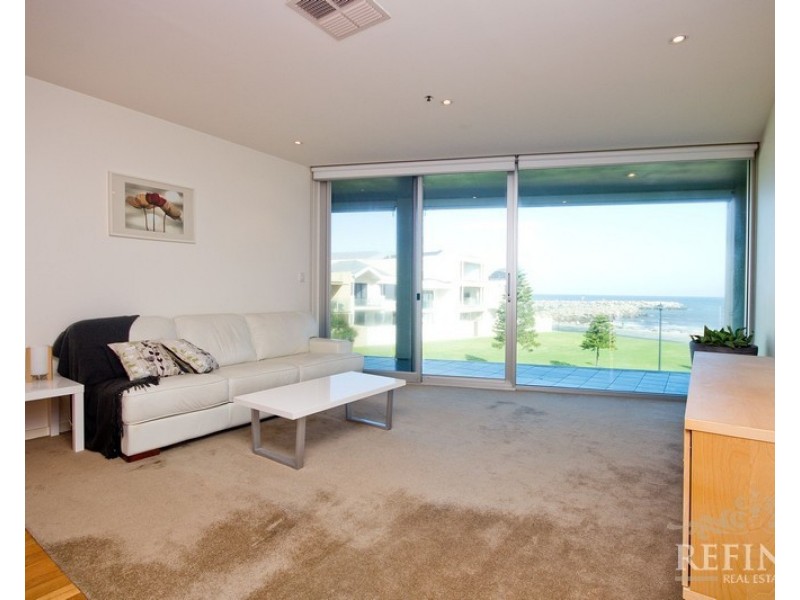 6/1 North Esplanade, Glenelg North SA 5045
