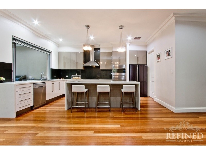 26 Fort Avenue, Kensington Gardens SA 5068