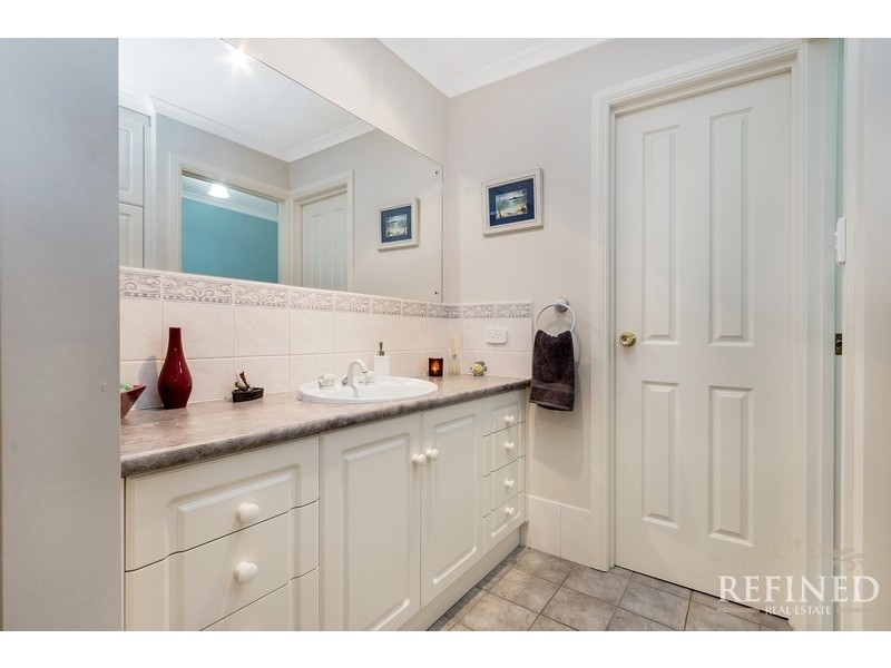 4 Jordan Court, Aberfoyle Park SA 5159