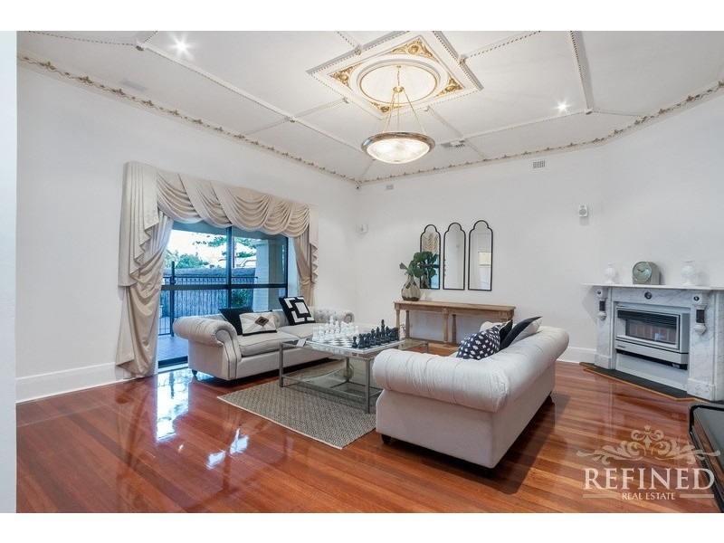 17A Pier Street, Glenelg SA 5045