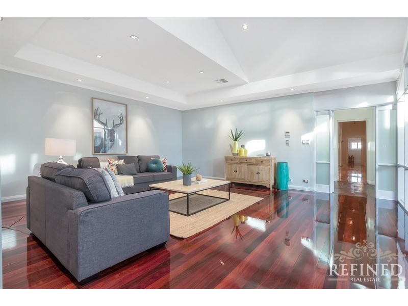 17A Pier Street, Glenelg SA 5045