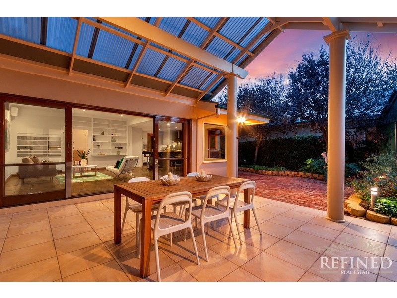 17A Pier Street, Glenelg SA 5045