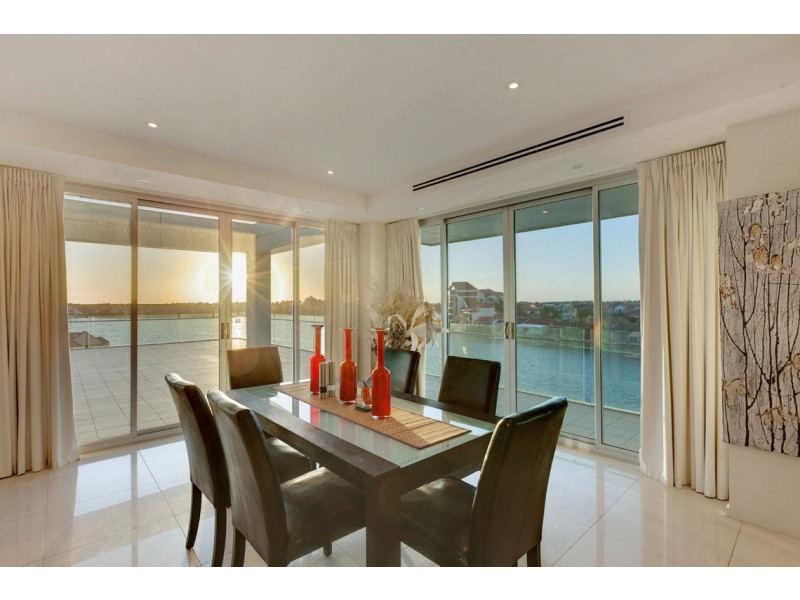 37/155 Brebner Drive, West Lakes SA 5021