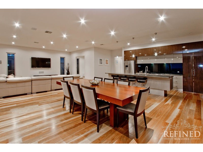 15 Acacia Avenue, Campbelltown SA 5074