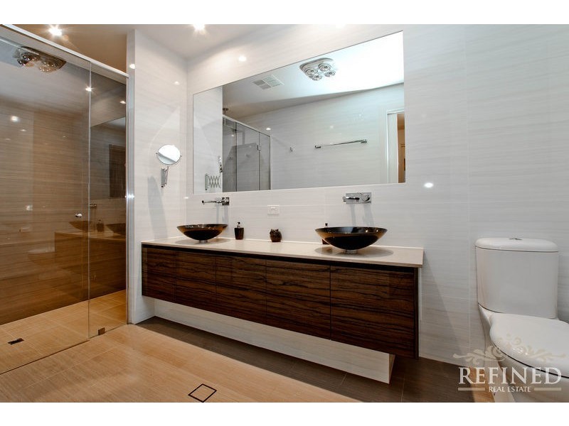 15 Acacia Avenue, Campbelltown SA 5074