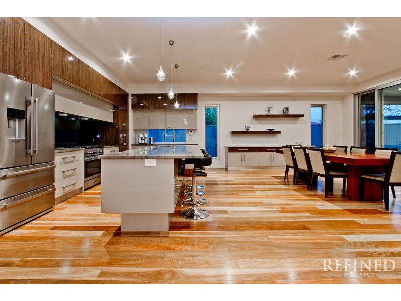 15 Acacia Avenue, Campbelltown SA 5074