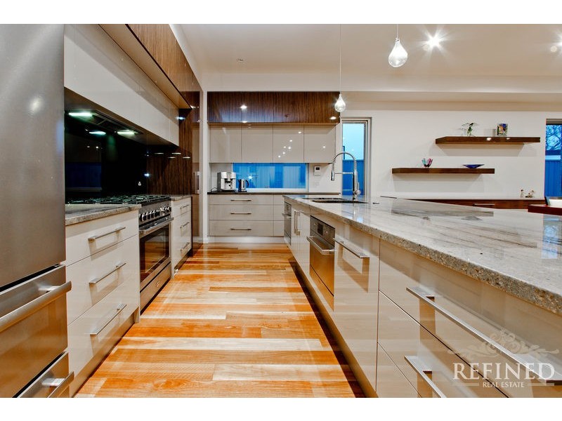 15 Acacia Avenue, Campbelltown SA 5074