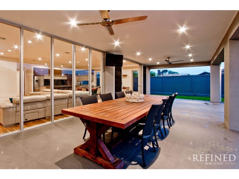 15 Acacia Avenue, Campbelltown SA 5074