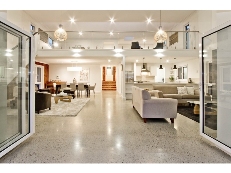 15 Avenue Road, Prospect SA 5082