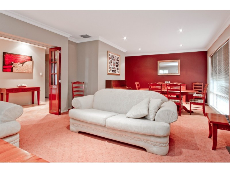 7 Malcolm Road, Flagstaff Hill SA 5159