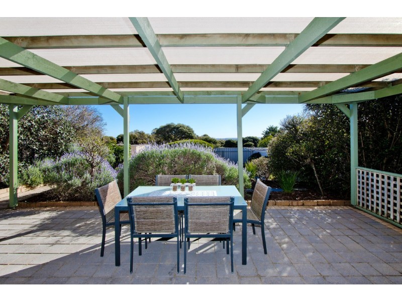7 Corbyn Court, Moana SA 5169