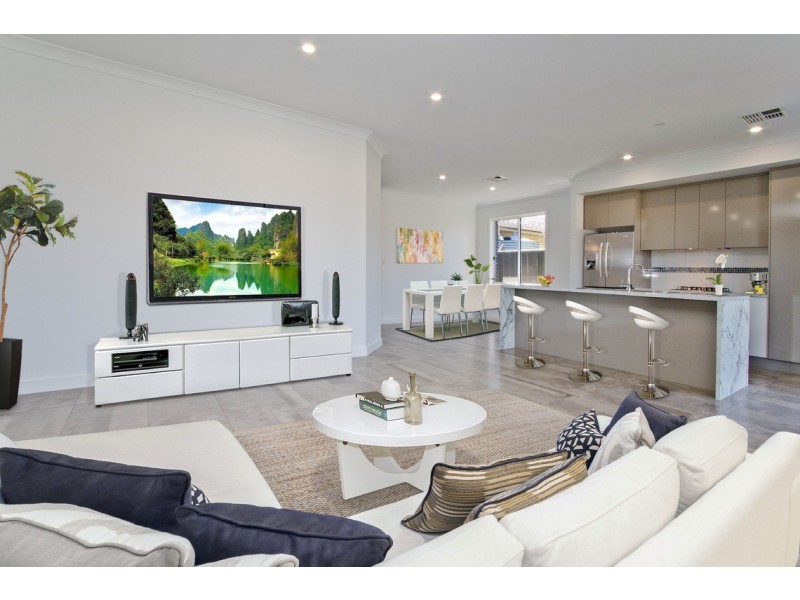 143 Trimmer Parade, Seaton SA 5023