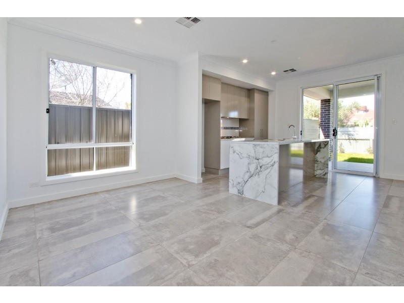 143 Trimmer Parade, Seaton SA 5023