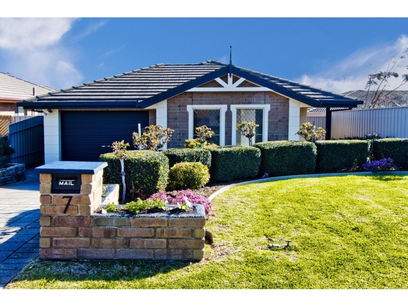 7 Corbyn Court, Moana SA 5169