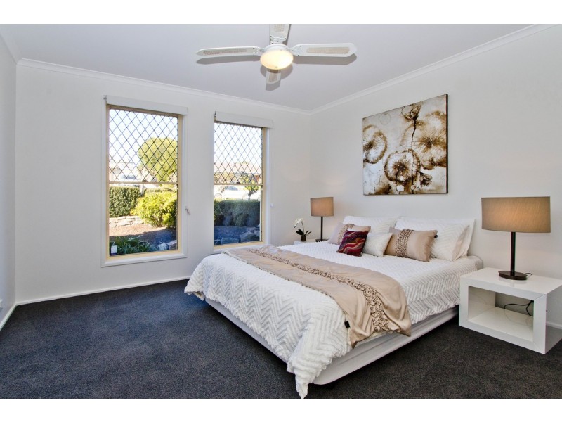 7 Corbyn Court, Moana SA 5169